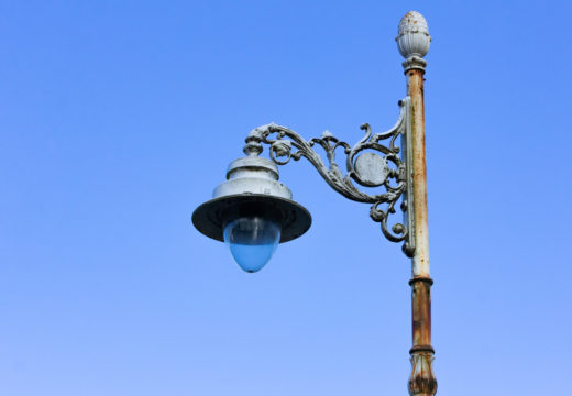 Dous novos proxectos de iluminación pública aforraranlle ao Concello de Moeche 21.500 euros anuais na factura da luz